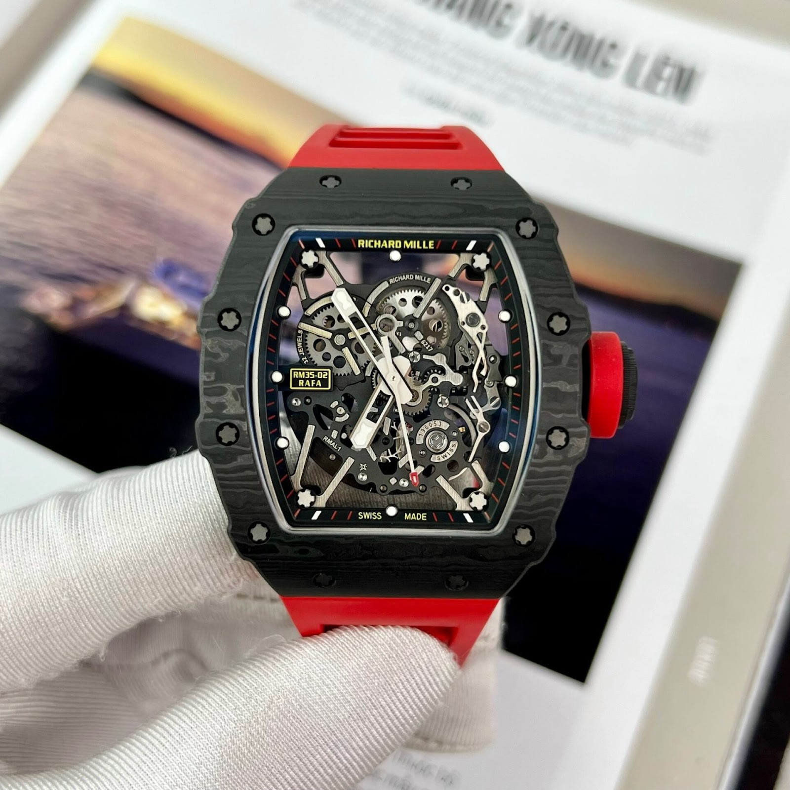su-that-ve-dong-ho-richard-mille-khong-phai-ai-cung-biet-1-1701136018.jpg