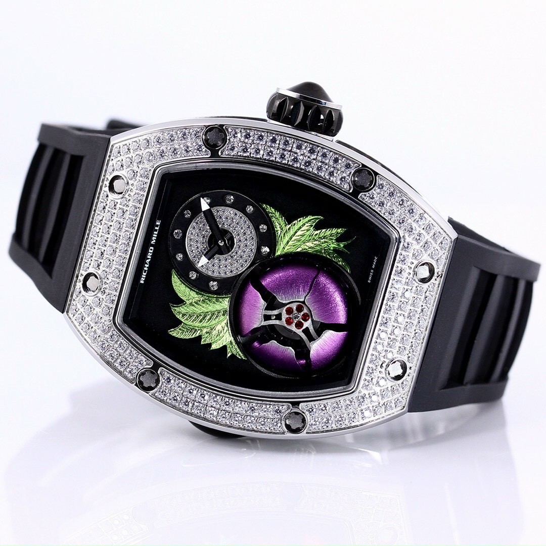 su-that-ve-dong-ho-richard-mille-khong-phai-ai-cung-biet-2-1701136018.jpg