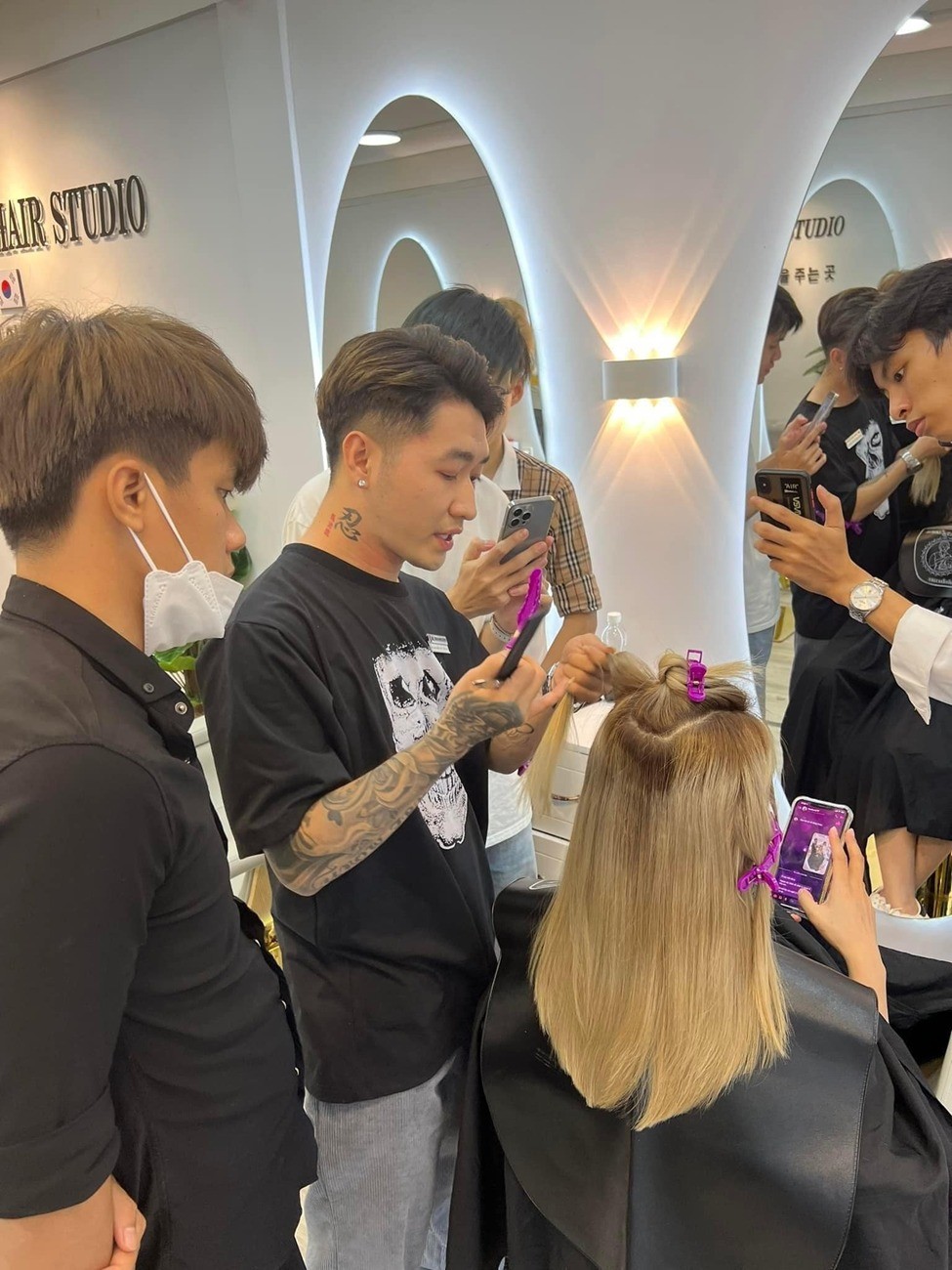 academy-unow-trung-hair-salon-4-1715386272.jpg