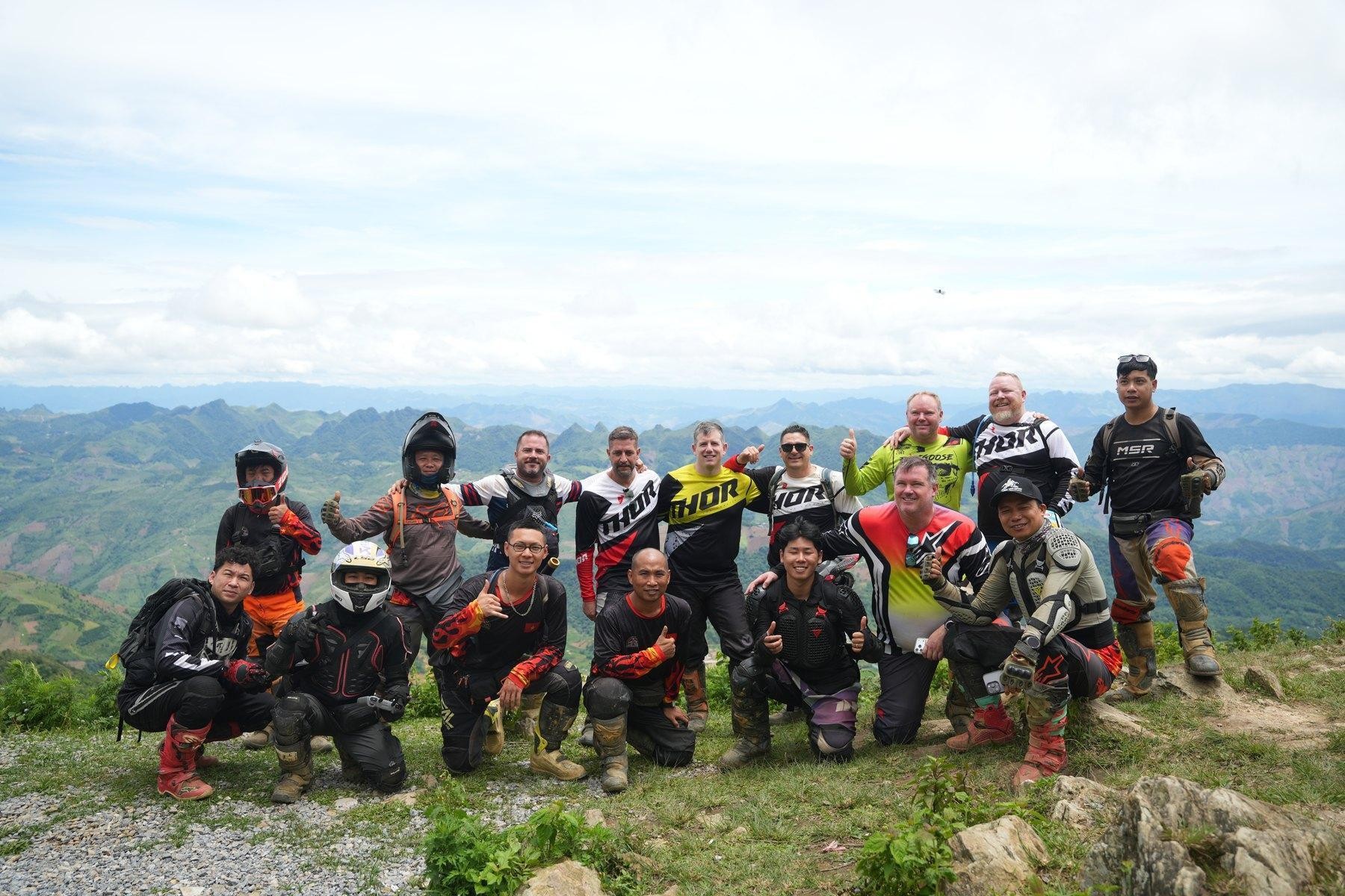 vietnam-motorbike-tour-expert-1-1788426414.jpg