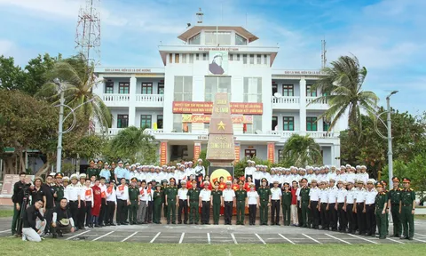 Trường Sa trong trái tim người Việt