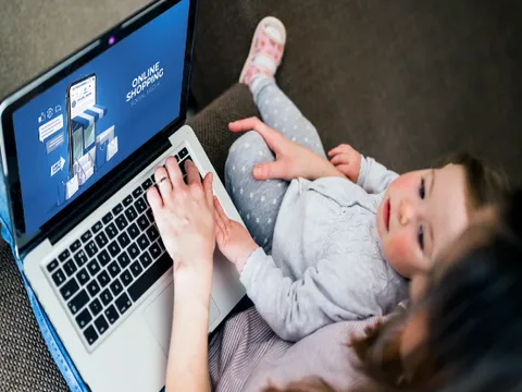 Câu chuyện về thu nhập “khủng” của mẹ bỉm sữa