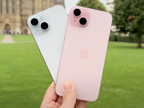 Nên mua iPhone 15 cũ 97% hay 99%: Hai phiên bản này có gì khác biệt?