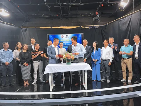 Vietcham Singapore ký kết MOU với Phúc An: Đón sóng đầu tư từ Singapore, mở lối quản trị và tuân thủ tại thị trường Việt Nam