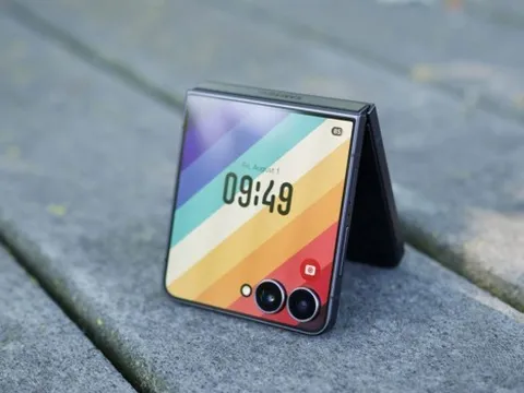 Có nên chờ Galaxy Z Flip 8 hay chọn thế hệ hiện tại?