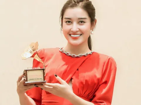 Huyền My đoạt giải golf