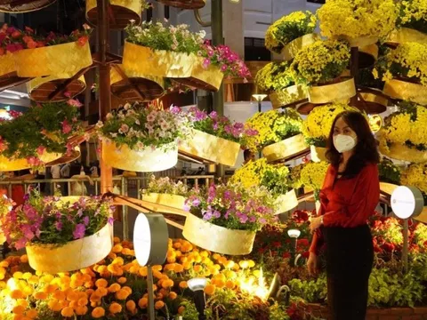 Tp.HCM: Tràn ngập sắc Xuân tại đường hoa Nguyễn Huệ Tết Nhâm Dần 2022