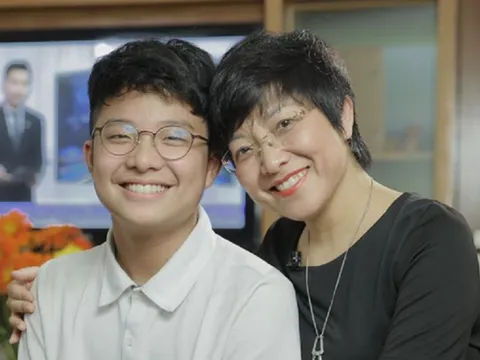 Vẻ đẹp trai, thư sinh của con trai diễn Công Lý và MC Thảo Vân