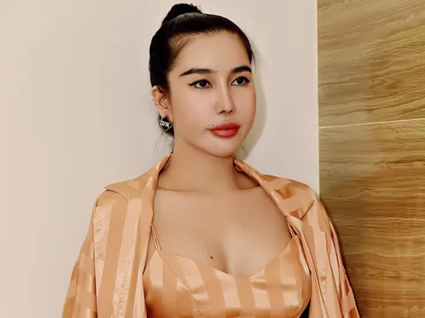 Châu Hải My khoe sắc vóc, tiết lộ cuộc sống hiện tại