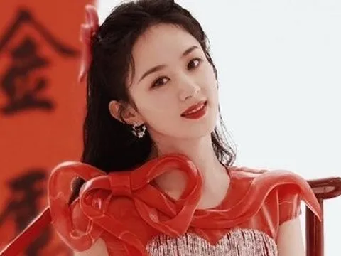 Loạt động thái làm dấy lên nghi vấn mỹ nhân Triệu Lệ Dĩnh có tình yêu mới