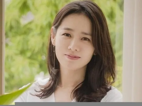 Nhan sắc "chị đẹp" Son Ye Jin trước ngày lên xe hoa với Huyn Bin