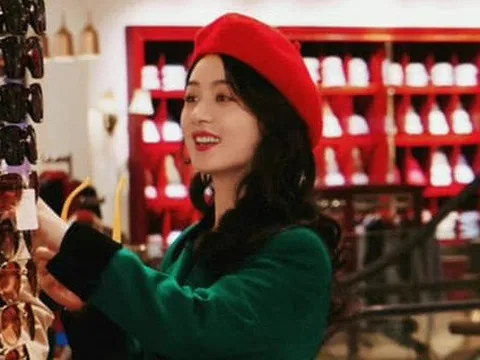 Biến căng: Triệu Lệ Dĩnh bị "team qua đường" tố chảnh choẹ, đạo đức giả