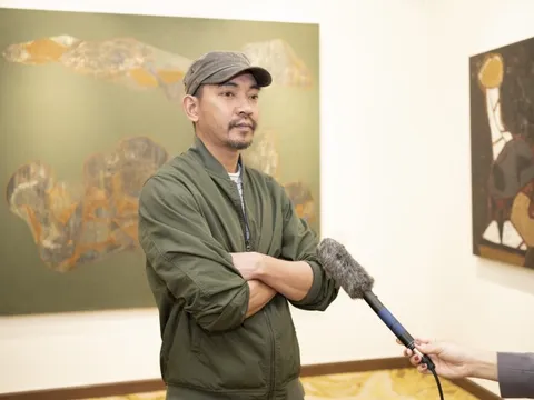 Họa sĩ Lê Anh Quân mở triển lãm tranh "Những bé gái ballet"