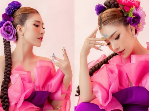 Hoàng Y Nhung làm minishow kỷ niệm 11 năm ca hát