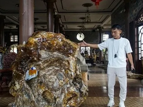 Chàng trai mê đá, xác lập kỷ lục Guiness Việt Nam