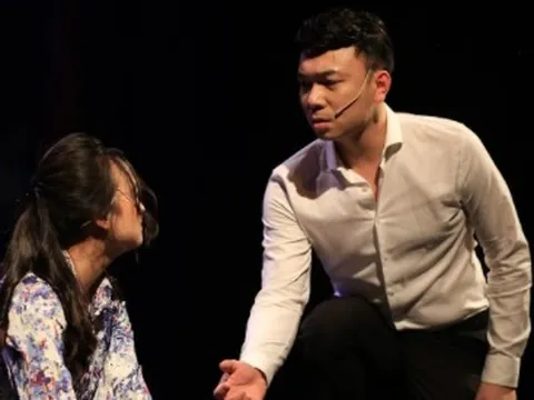 Việt Anh thủ vai nam chính trong vở nhạc kịch Sóng