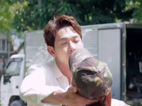 Thúy Ngân và 4 lần hôn trai đẹp trên phim: Nồng nhiệt nhất là màn "khóa môi" Quốc Trường