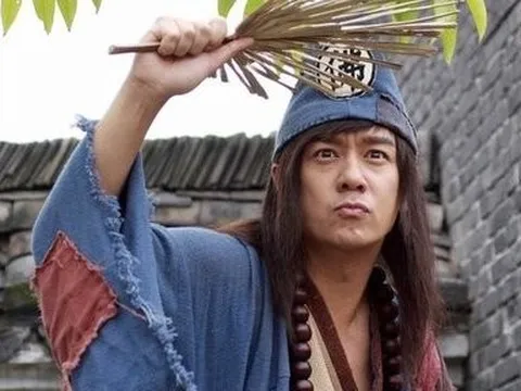 Tài tử Trần Hạo Dân bất ngờ đu trend “Dễ đến dễ đi”