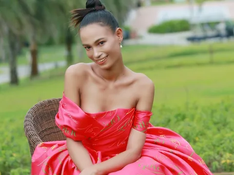 H'Ăng Niê khoe sắc với đầm của NTK Phạm Hoàng Minh