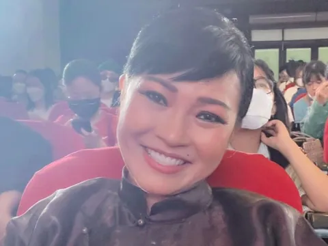 Bị "đâm sau lưng", Phương Thanh chửi gắt bạn thân lúc rạng sáng