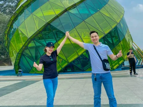 CHUYẾN “PHIÊU LƯU” CỦA VỢ CHỒNG MẠNH TIẾN – PHƯƠNG ANH: “MỘT HÀNH TRÌNH KHÁM PHÁ NHIỀU Ý NGHĨA!”