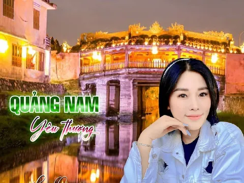 NSƯT Hương Giang thể hiện những ca khúc đi cùng năm tháng