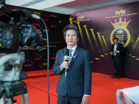 Đại sứ Nhân ái Việt Nam - nhạc sĩ đa tài Phạm Trường Giang với niềm say mê thơ ca