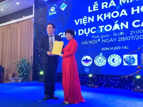 Thúc đẩy liên kết đào tạo quốc tế trong ngành trí tuệ nhân tạo và công nghệ cao