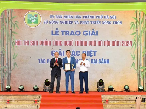 Nghệ nhân Bùi Bạch Đằng: Hành trình trở thành "Thần Đèn" của làng nghề kính nghệ thuật