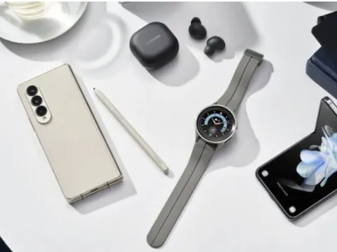 Giá cả hơn hẳn bản tiền nhiệm với Z Fold 6 và Z Flip 6