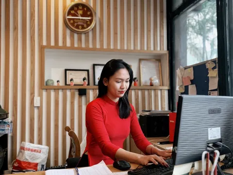 Sinh viên năm nhất có nên đi làm thêm hay không?