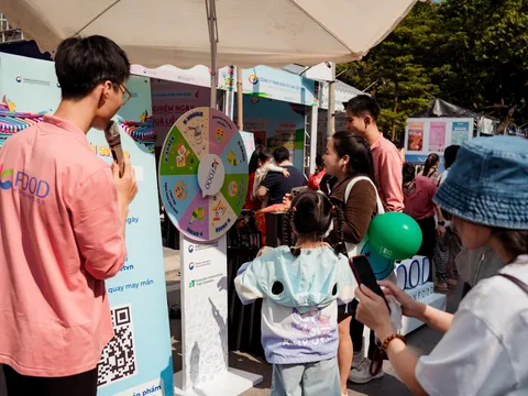 K-Food gắn kết tình hữu nghị Hàn – Việt, khuấy động không khí lễ hội tại Hà Nội